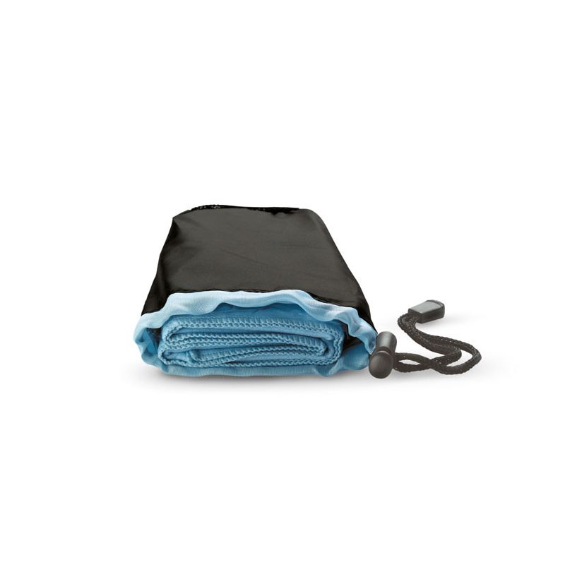 Serviette de sport en étui