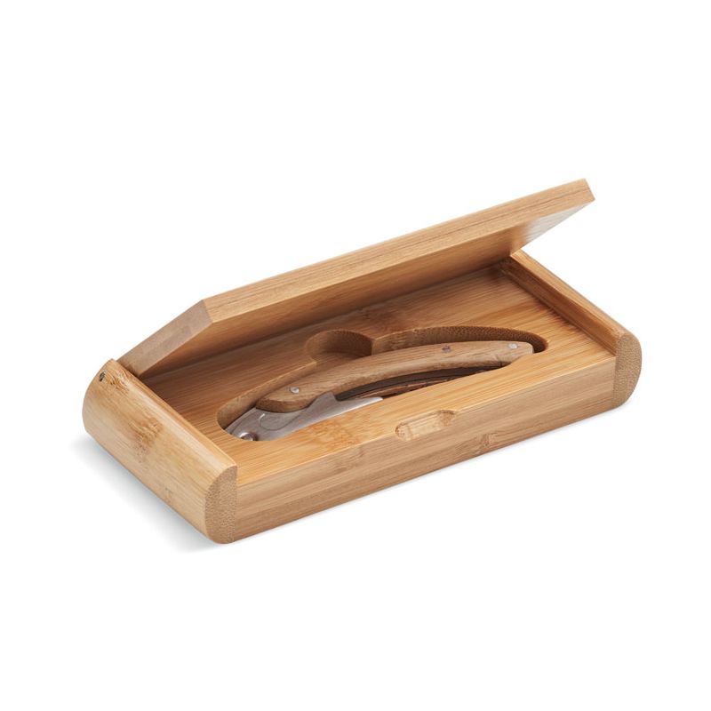 Couteau en acier inoxydable et bambou