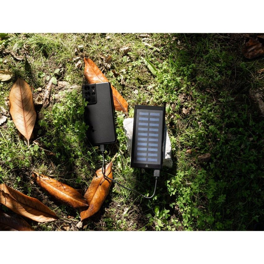 CLERK Power bank 8'000 mAh avec panneau solaire en aluminium 100% recyclé