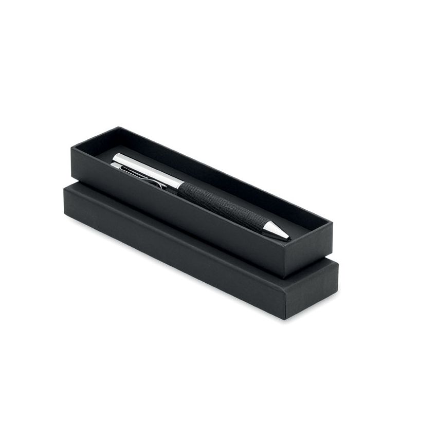 Stylo métallique dans la boîte