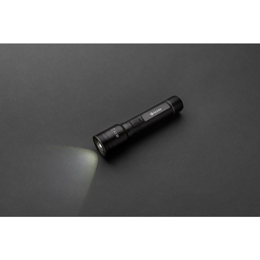 Lampe torche résistante rechargeable USB en aluminium recyclé RCS