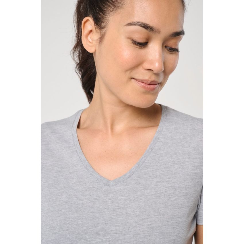 T-shirt éco-responsable à col en V antibactérienne pour femme